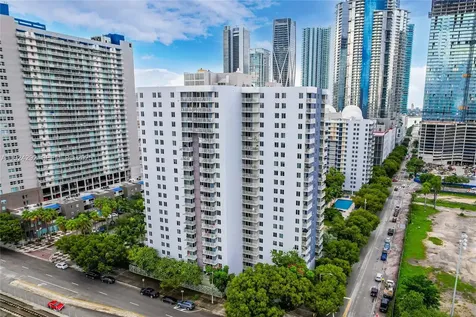 850 N Miami Avenue Miami FL 33136