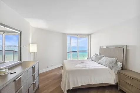 6767 Collins Avenue Miami Beach FL 33141