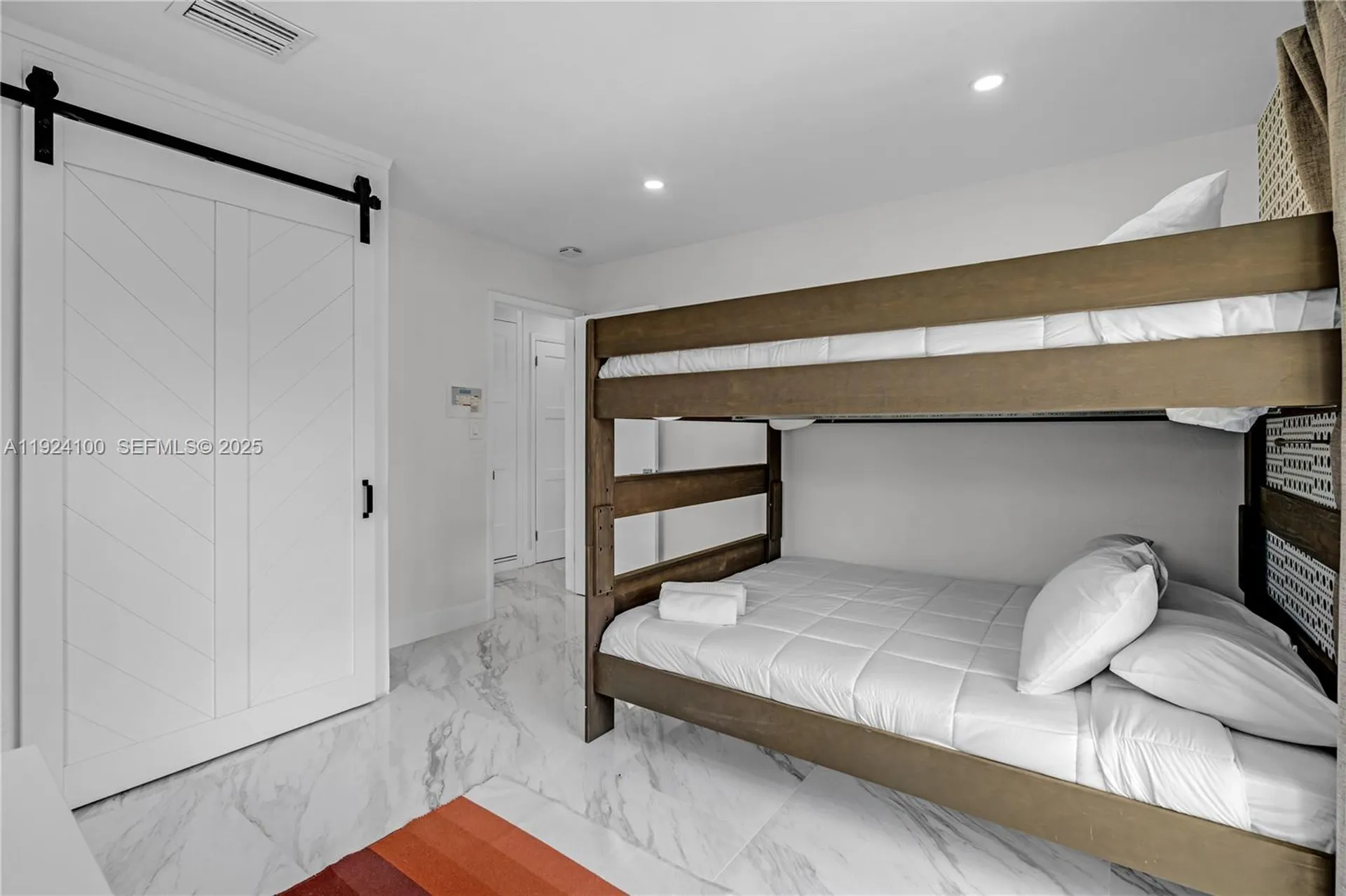 1730 NE 9th Avenue Fort Lauderdale FL 33305