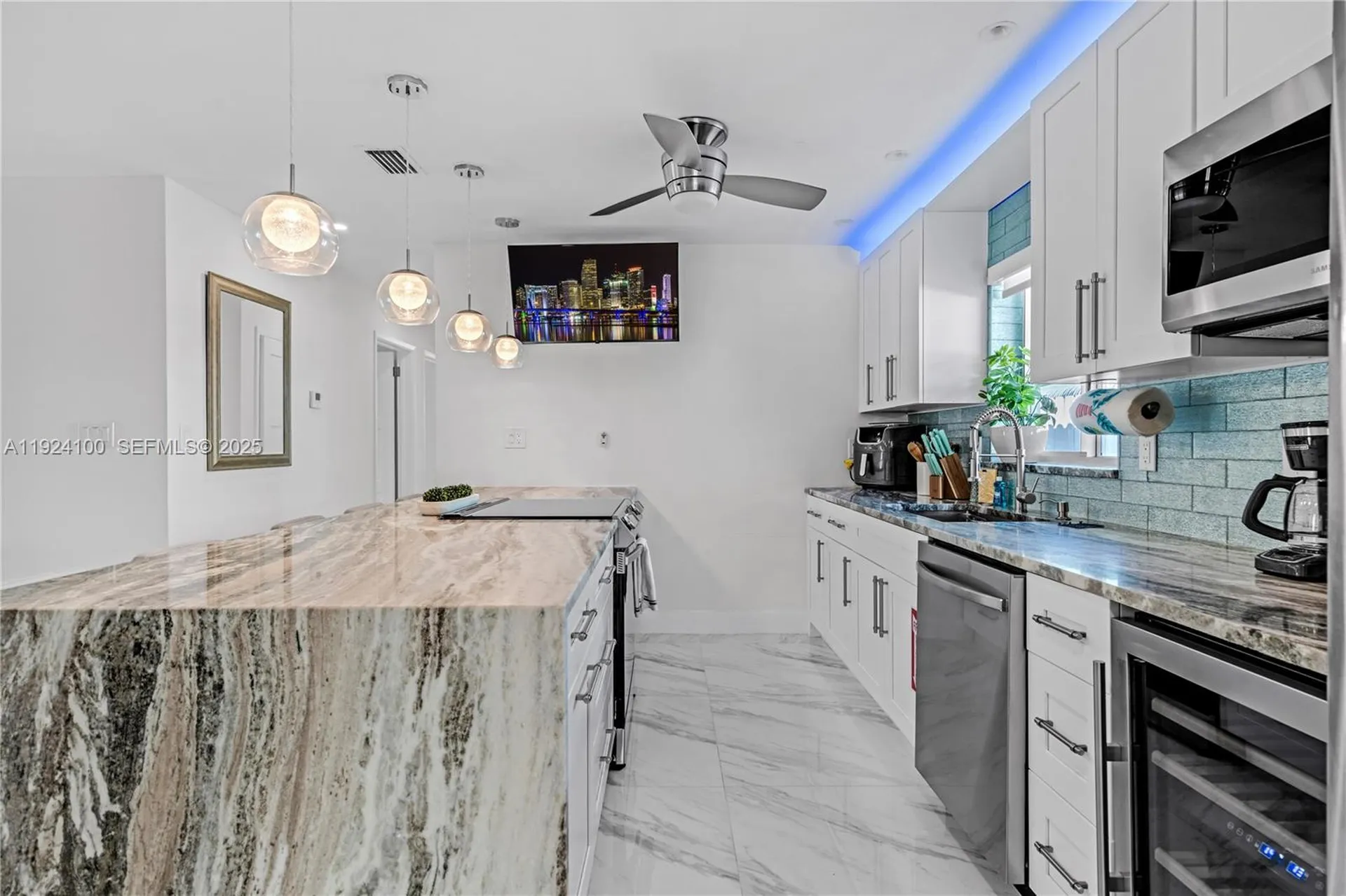 1730 NE 9th Avenue Fort Lauderdale FL 33305