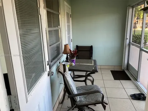 5300 Washington Street Hollywood FL 33021