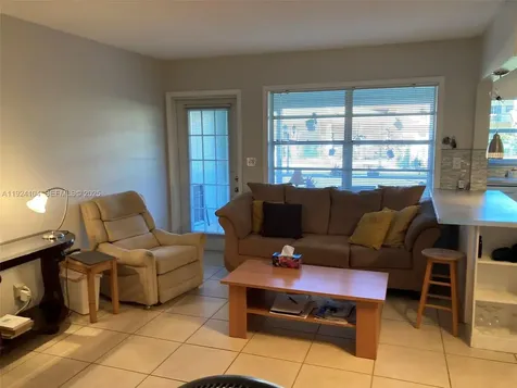 5300 Washington Street Hollywood FL 33021