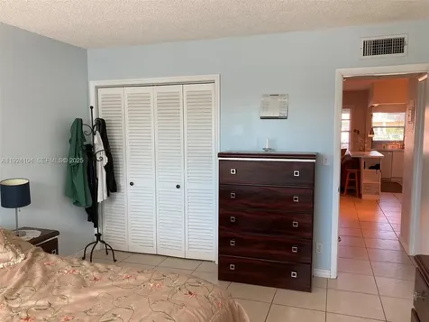 5300 Washington Street Hollywood FL 33021
