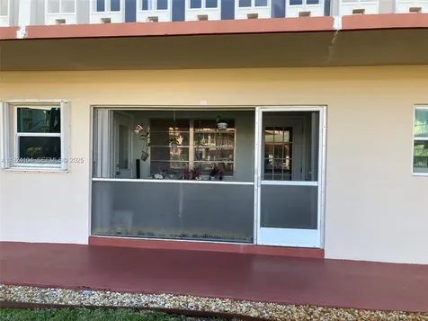 5300 Washington Street Hollywood FL 33021