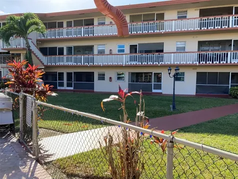5300 Washington Street Hollywood FL 33021