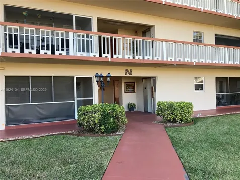 5300 Washington Street Hollywood FL 33021