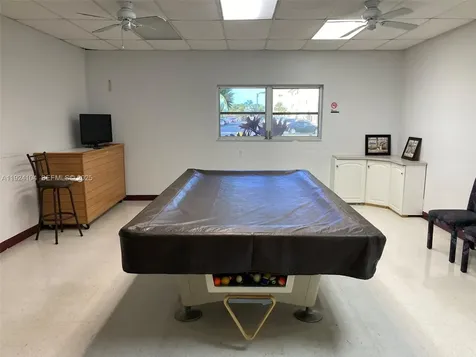 5300 Washington Street Hollywood FL 33021