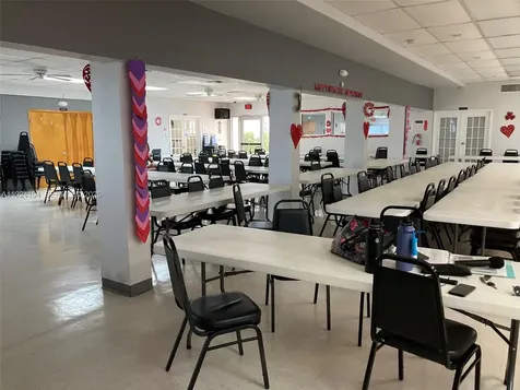 5300 Washington Street Hollywood FL 33021