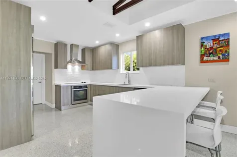 9008 Dickens Avenue Surfside FL 33154