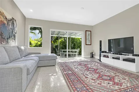 9008 Dickens Avenue Surfside FL 33154