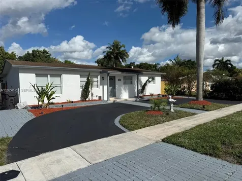 4411 NW 34th Street Lauderdale Lakes FL 33319