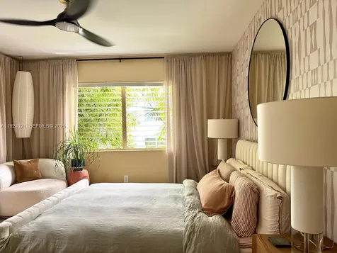 1127 Meridian Avenue Miami Beach FL 33139