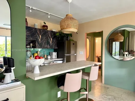 1127 Meridian Avenue Miami Beach FL 33139