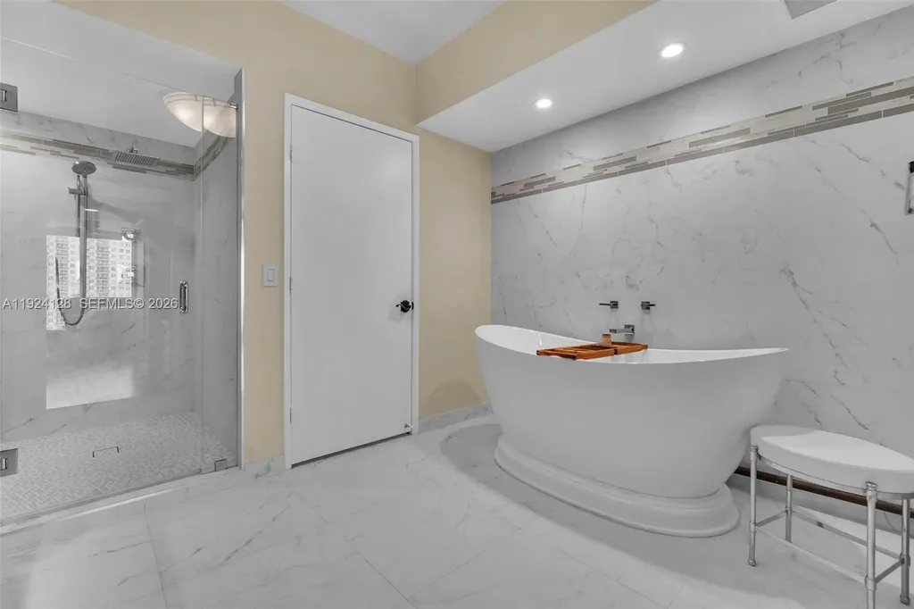 333 Las Olas Way Fort Lauderdale FL 33301