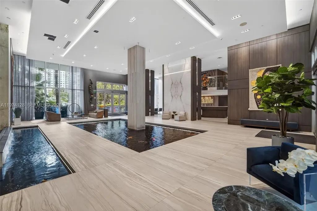 333 Las Olas Way Fort Lauderdale FL 33301