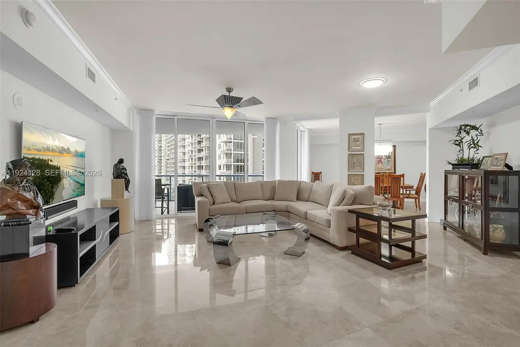 333 Las Olas Way Fort Lauderdale FL 33301