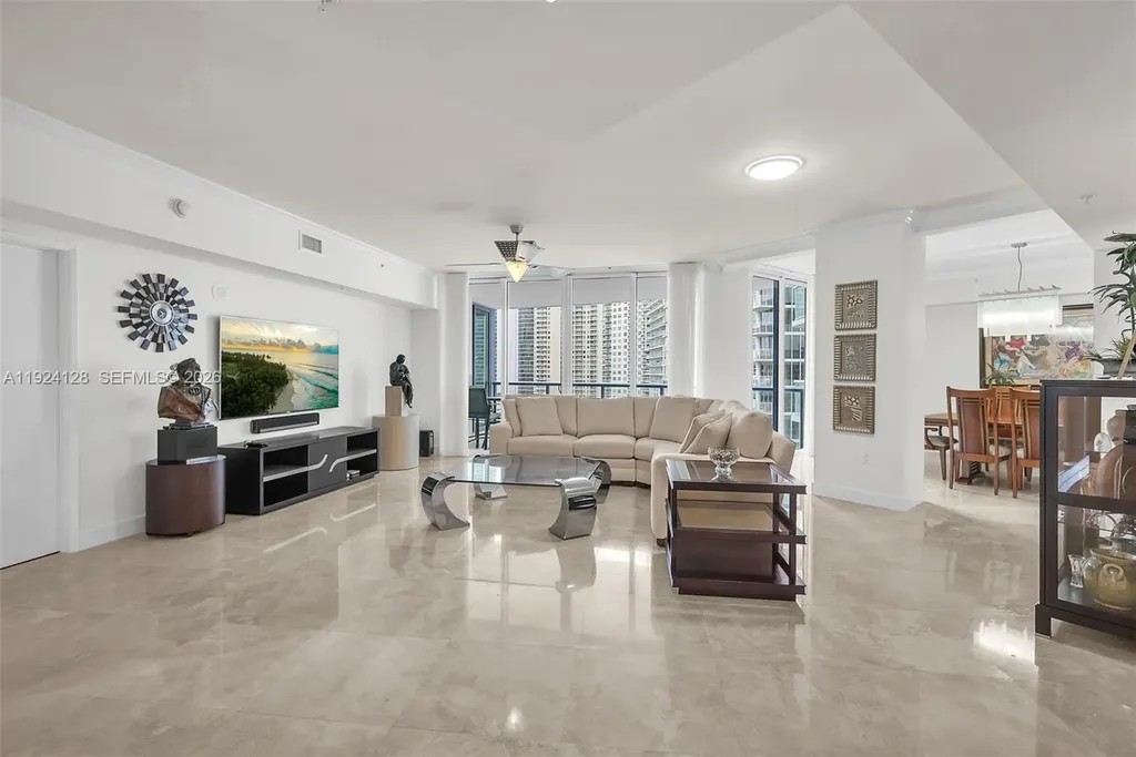 333 Las Olas Way Fort Lauderdale FL 33301