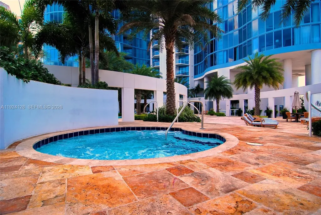 333 Las Olas Way Fort Lauderdale FL 33301