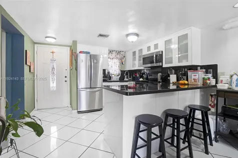 5530 W 26th Court Hialeah FL 33016