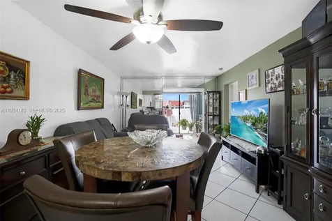 5530 W 26th Court Hialeah FL 33016