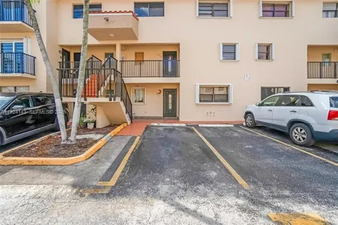 5530 W 26th Court Hialeah FL 33016