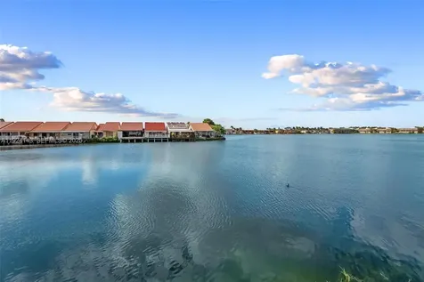 5530 W 26th Court Hialeah FL 33016