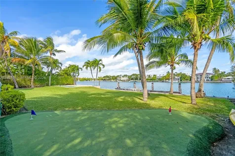 591 N Mashta Drive Key Biscayne FL 33149