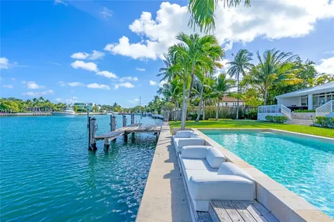 591 N Mashta Drive Key Biscayne FL 33149
