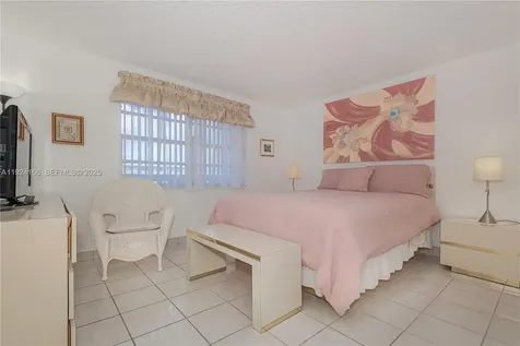 401 SE 3rd Street Dania Beach FL 33004