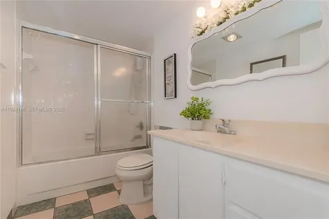 401 SE 3rd Street Dania Beach FL 33004
