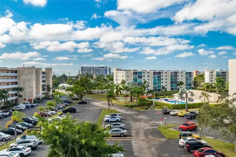 401 SE 3rd Street Dania Beach FL 33004