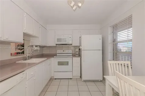 401 SE 3rd Street Dania Beach FL 33004