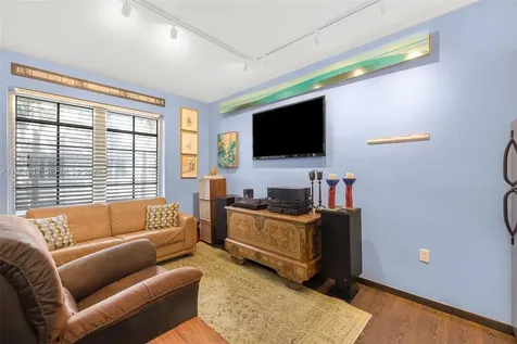 435 21st Street Miami Beach FL 33139