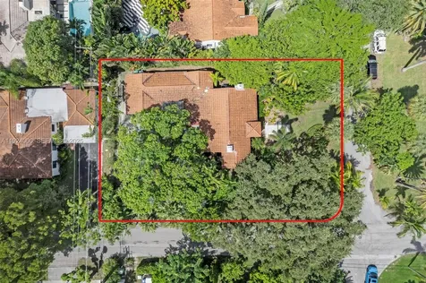 492 NE 55th Street Miami FL 33137