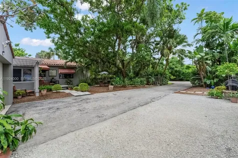 492 NE 55th Street Miami FL 33137