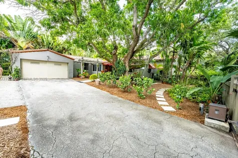 492 NE 55th Street Miami FL 33137