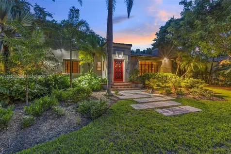 492 NE 55th Street Miami FL 33137