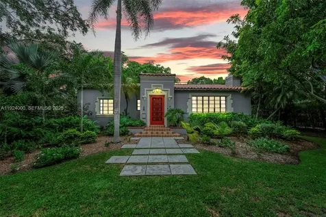 492 NE 55th Street Miami FL 33137