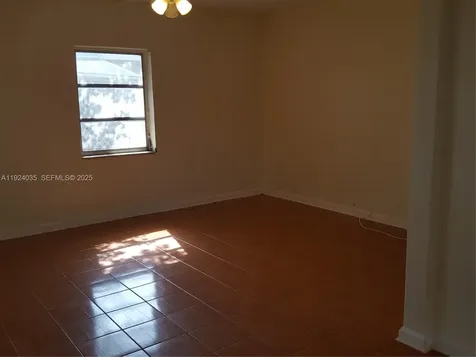 1870 NE 179th Street North Miami Beach FL 33162
