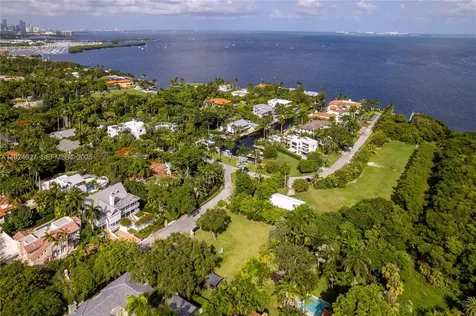 3400 S Moorings Way Coconut Grove FL 33133