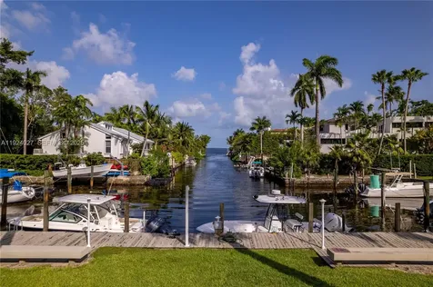 3400 S Moorings Way Coconut Grove FL 33133