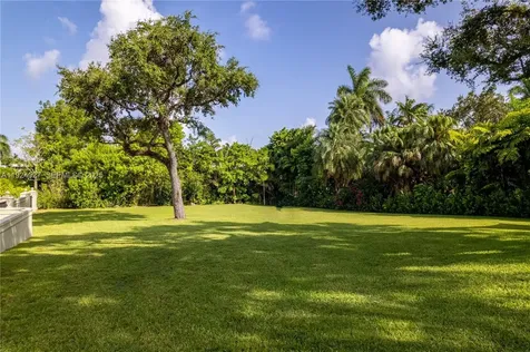 3400 S Moorings Way Coconut Grove FL 33133