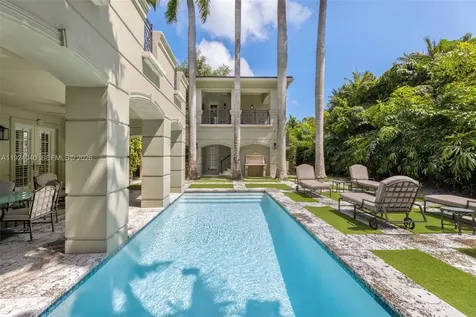 3460 S Moorings Way Miami FL 33133