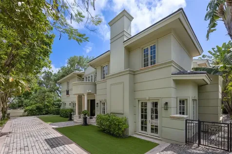 3460 S Moorings Way Miami FL 33133