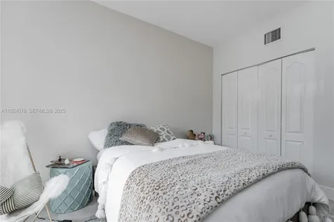 18460 NE 30th Avenue Aventura FL 33160
