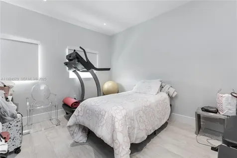18460 NE 30th Avenue Aventura FL 33160