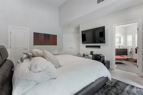 18460 NE 30th Avenue Aventura FL 33160