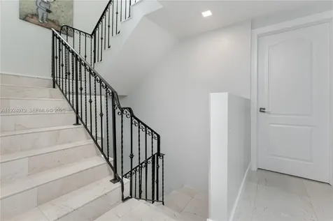 18460 NE 30th Avenue Aventura FL 33160