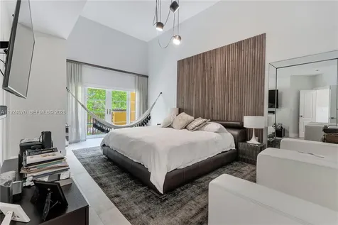18460 NE 30th Avenue Aventura FL 33160
