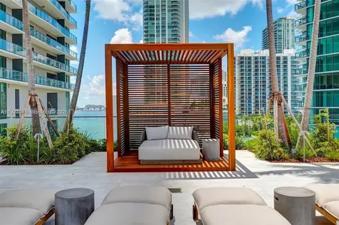 3131 NE 7th Avenue Miami FL 33137